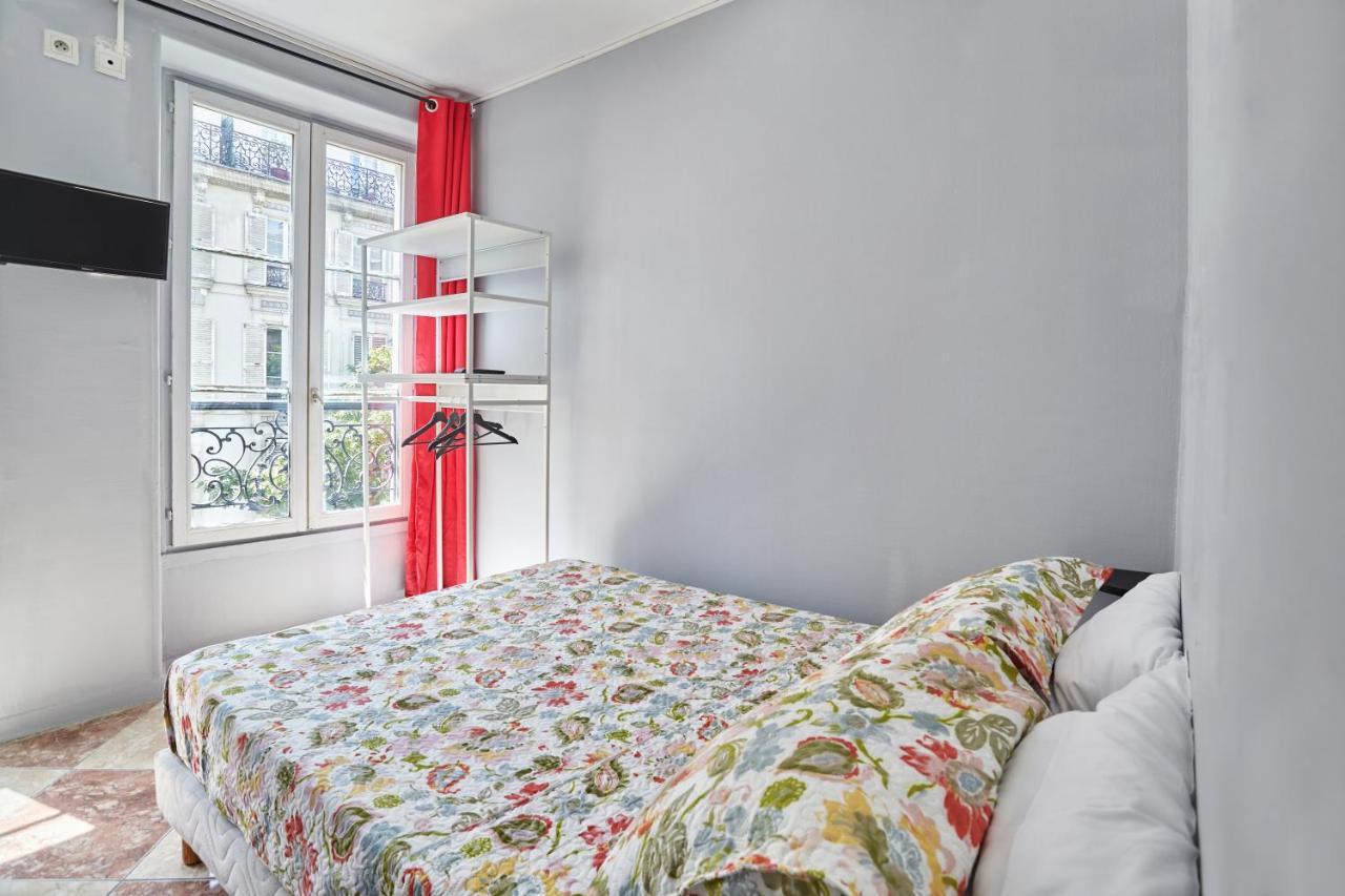 Le Petit Borda Hotell Paris Exteriör bild