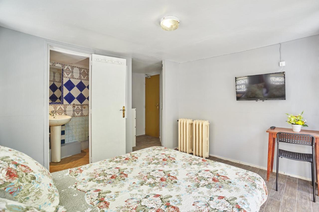 Le Petit Borda Hotell Paris Exteriör bild