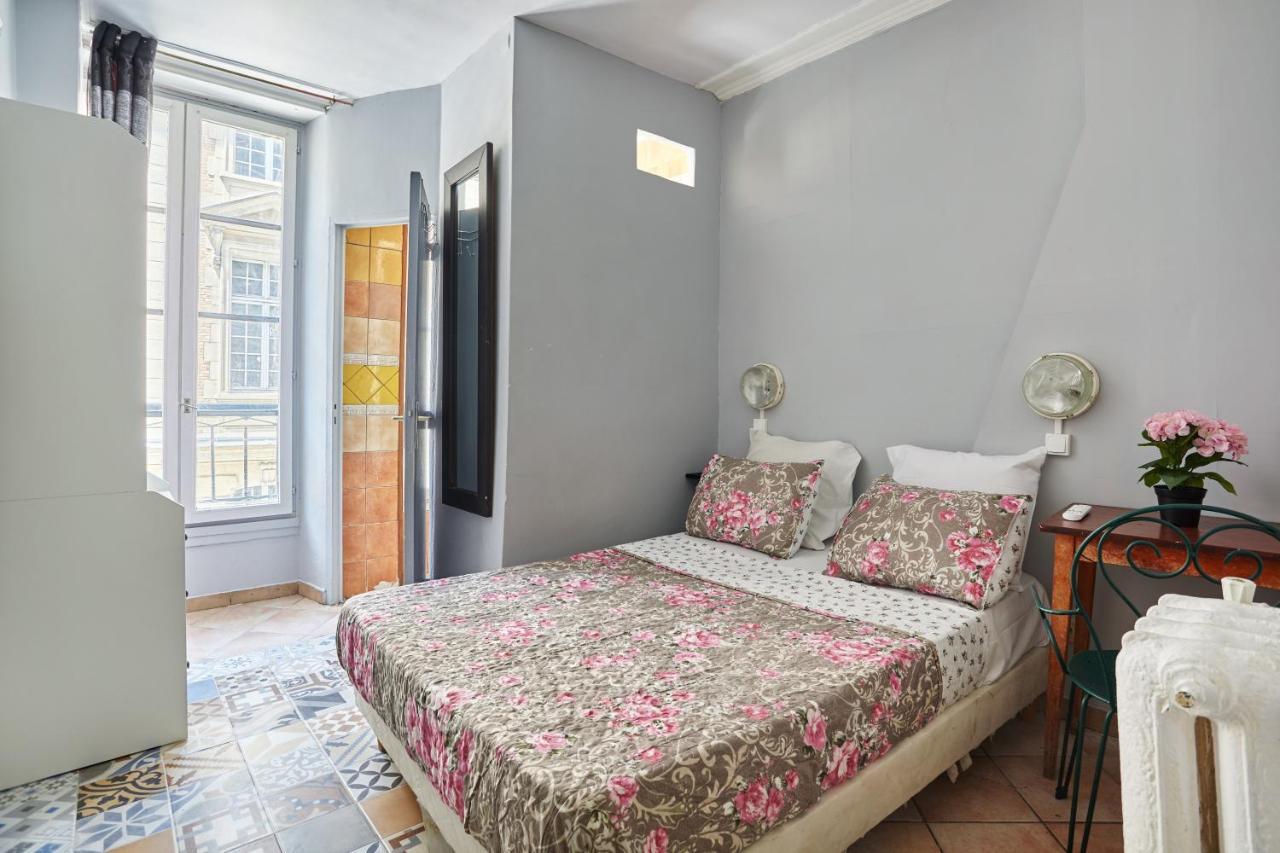 Le Petit Borda Hotell Paris Exteriör bild